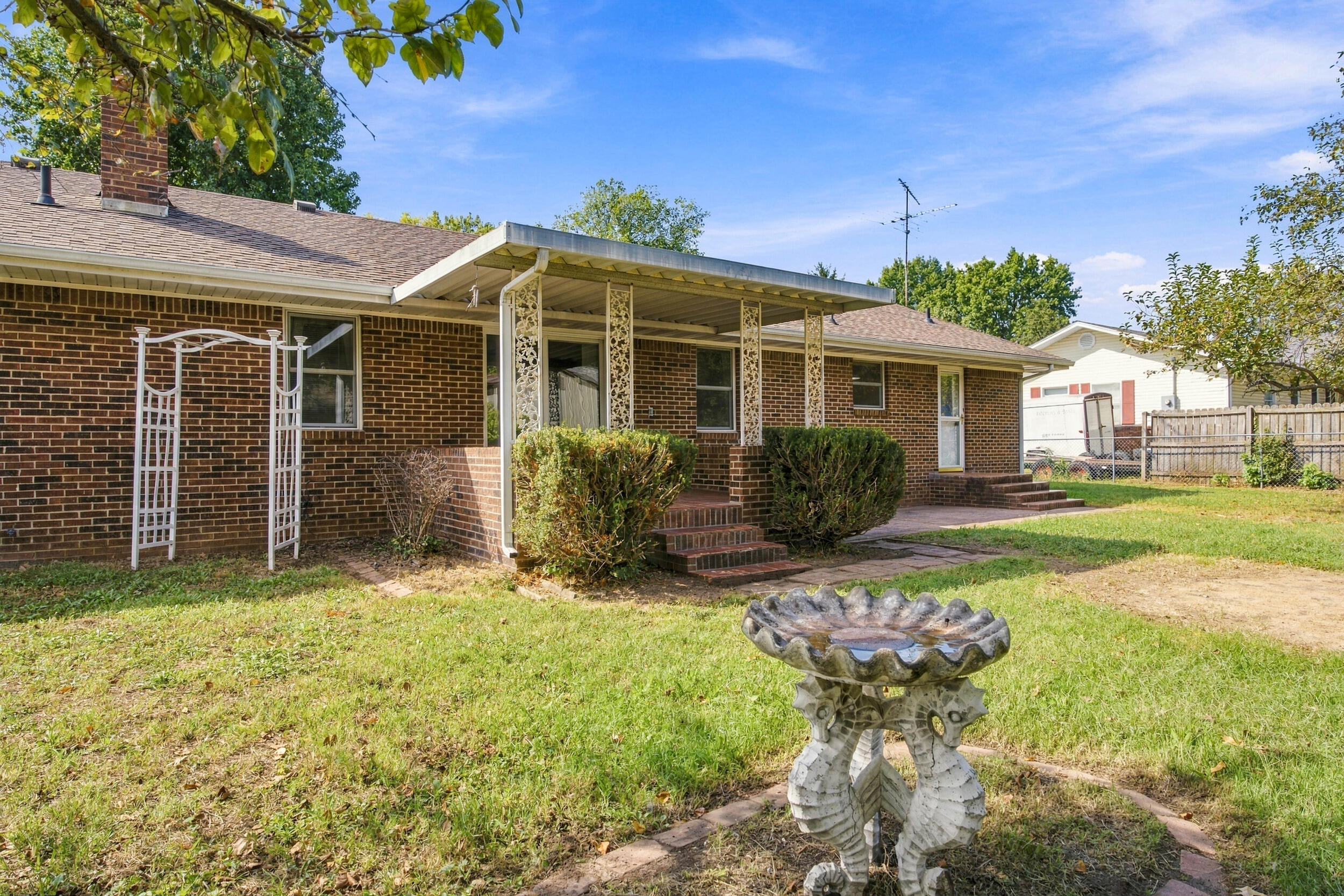 603 Learning Lane Monett, MO 65708 - Photo 8 of 52 45_603_learning_lane_monett_041