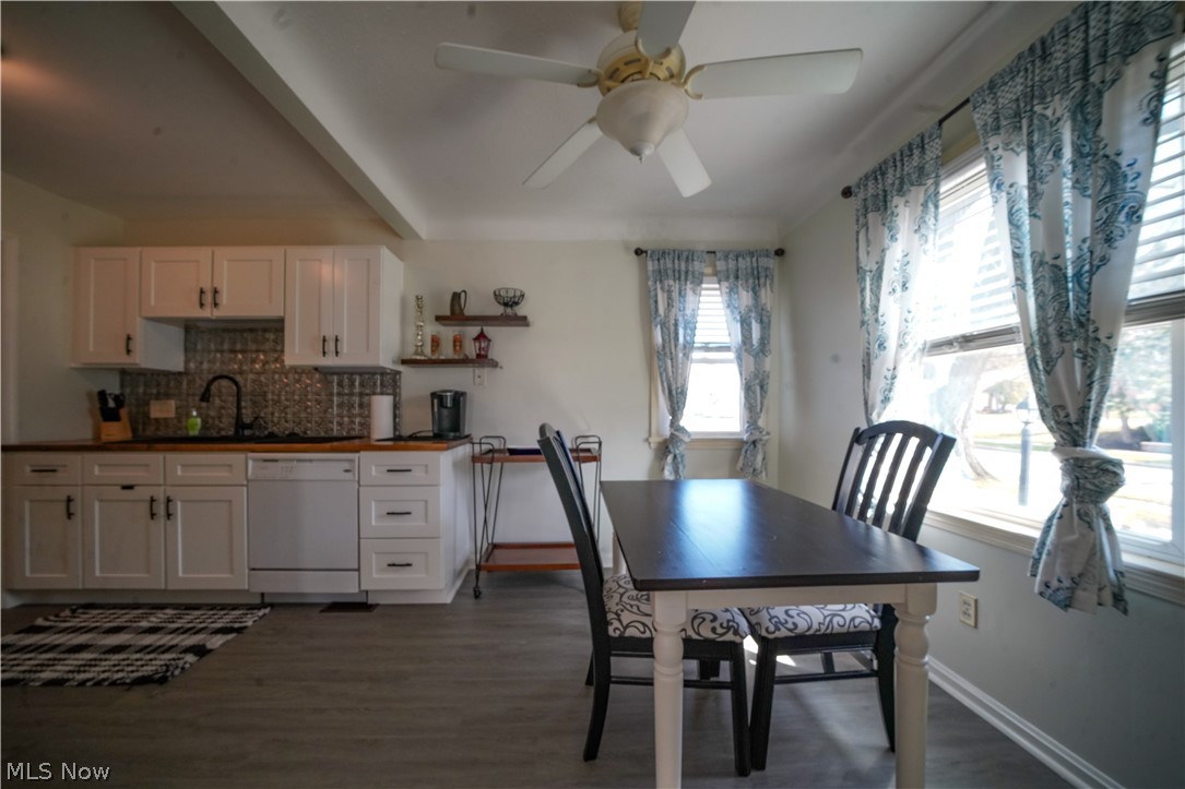 1704 Winchester Road Lyndhurst, OH 44124 - Photo 3 of 13