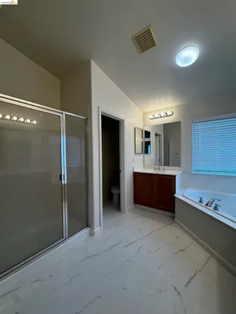 $2,800 | 8224 Shay Circle, Stockton, CA 95212