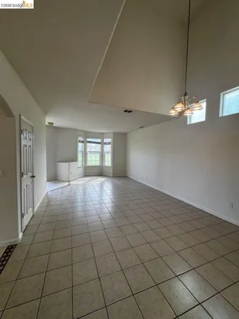 $2,800 | 8224 Shay Circle, Stockton, CA 95212