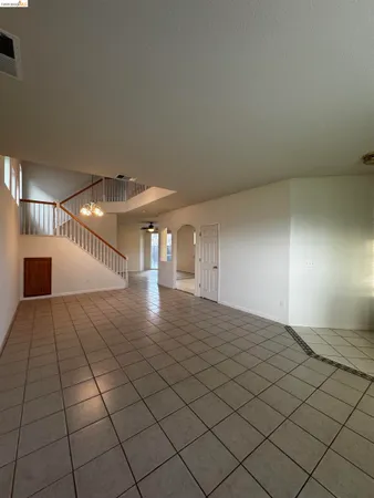 $2,800 | 8224 Shay Circle, Stockton, CA 95212