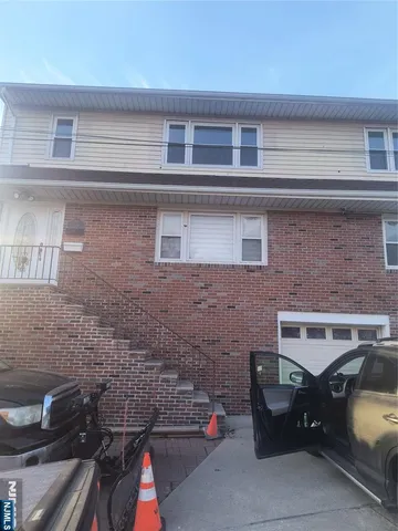 $3,000 | 163 Maple Street, Fairview, NJ 07022