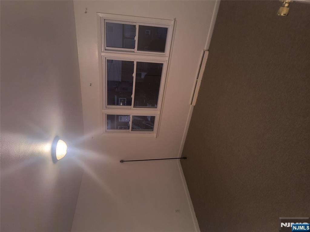 163 Maple Street Fairview, NJ 07022 - Photo 6 of 12