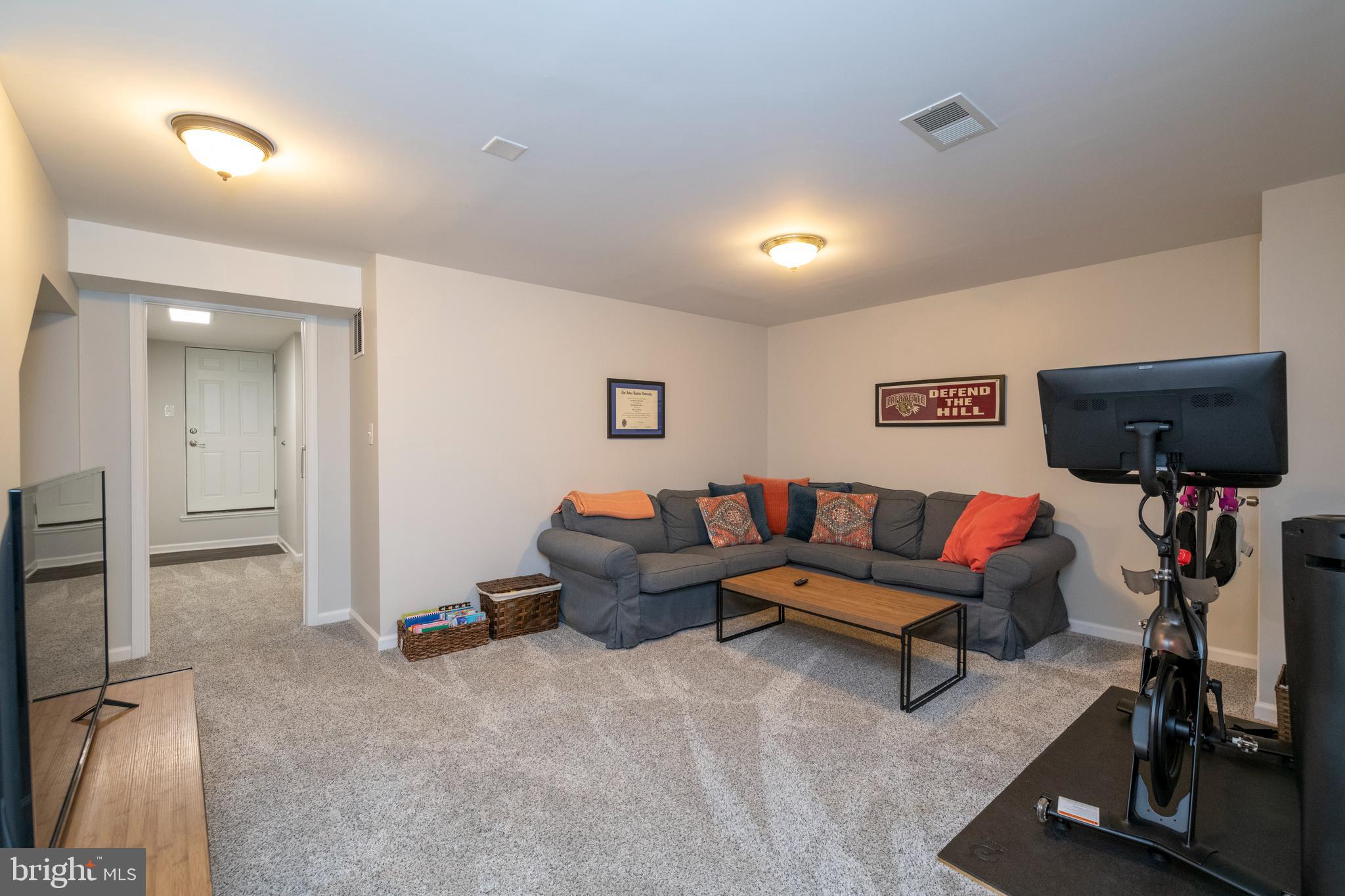 218 Murdock Road Baltimore, MD 21212 - Photo 28 of 41 Lower Level Family Room