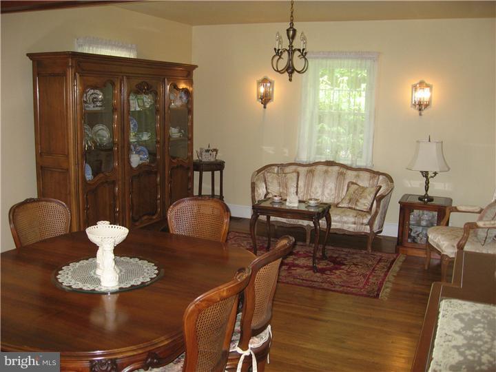 6166 Upper York Road New Hope, PA 18938 - Photo 8 of 24