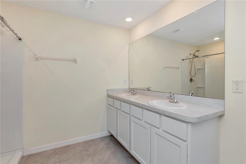 4119 Autumn Amber Dr Spring Hill Spring Hill, FL 34609 - Photo 19 of 47