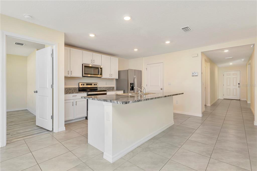 4119 Autumn Amber Dr Spring Hill Spring Hill, FL 34609 - Photo 6 of 47