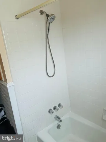 $264,999 | 219 Willowbrook Avenue, Folsom, PA 19033