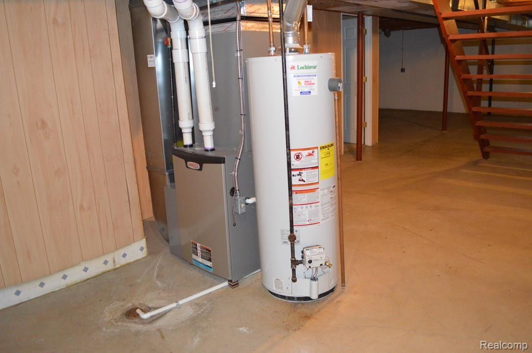 42415 Park Ridge Road Novi, MI 48375 - Photo 25 of 26 updated furnace and water heater