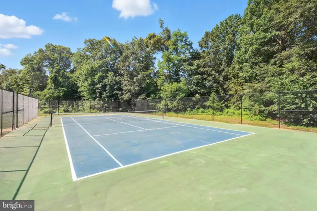 a view of a tennis court