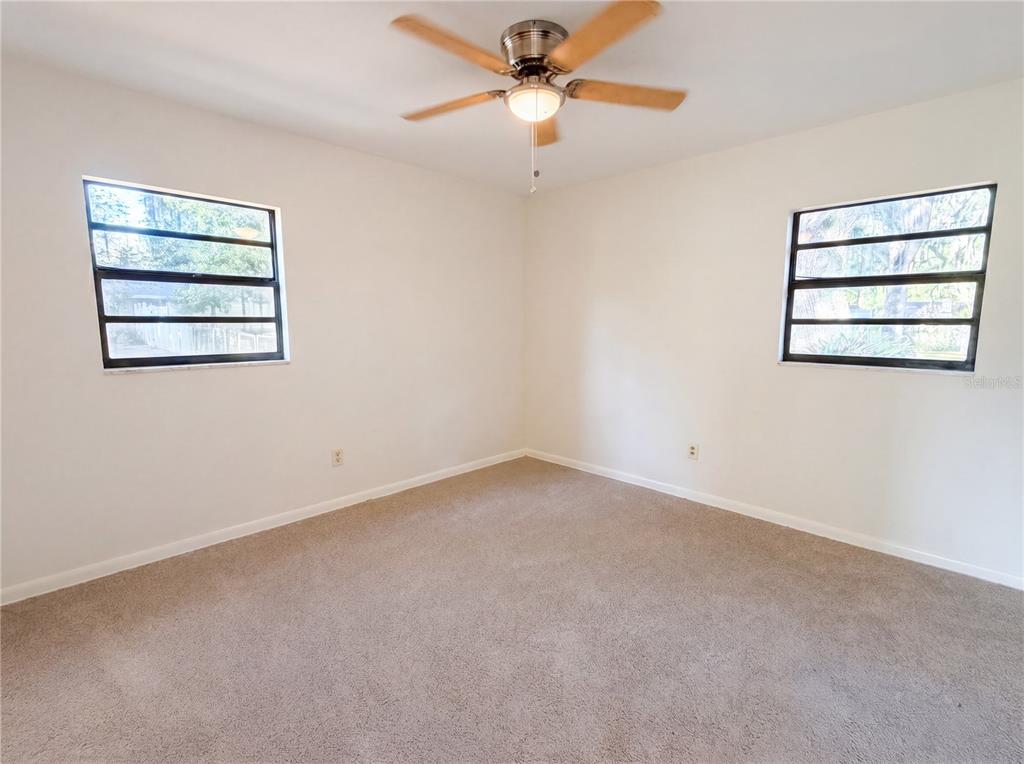 103 South Kingsway Road Seffner, FL 33584 - Photo 13 of 22