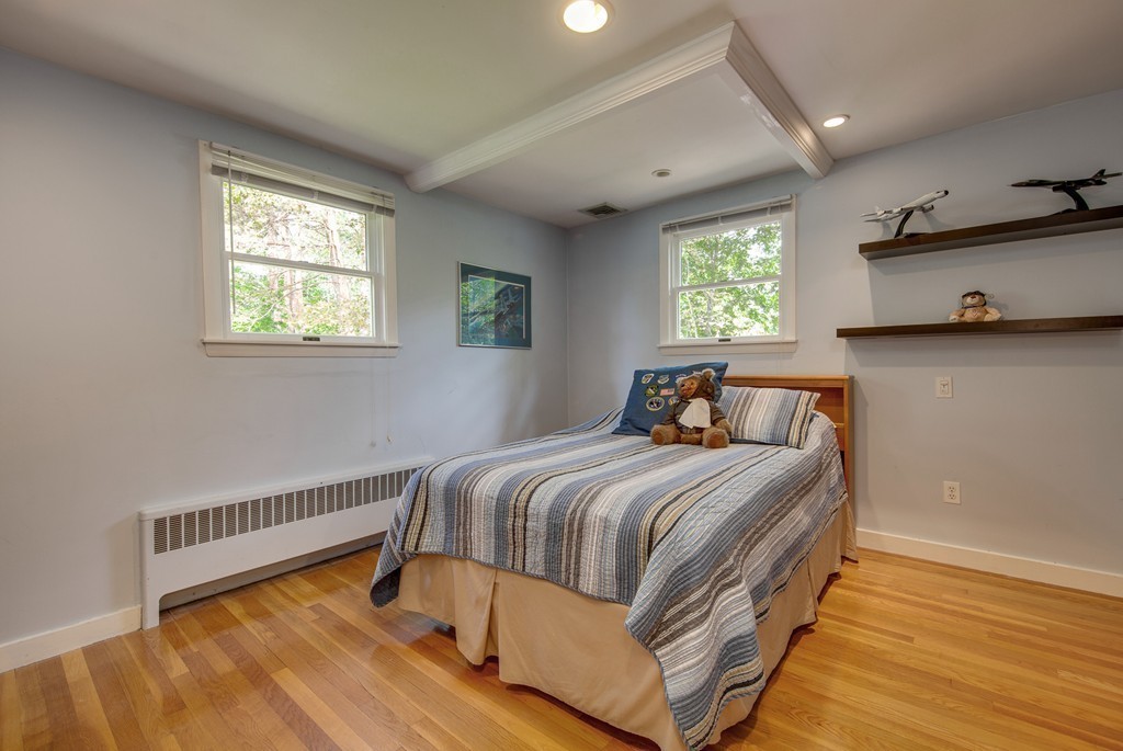 15 Hillcrest Road Bedford, MA 01730 - Photo 21 of 28 Gallery Image 21