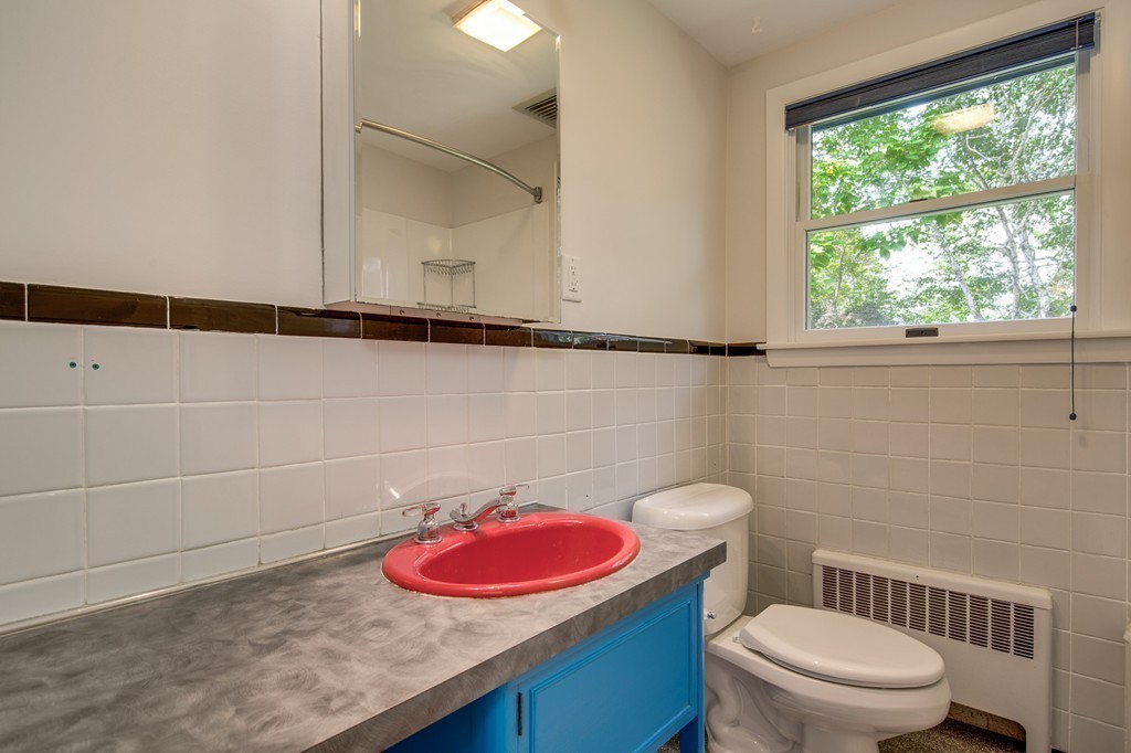 15 Hillcrest Road Bedford, MA 01730 - Photo 22 of 28 Gallery Image 22