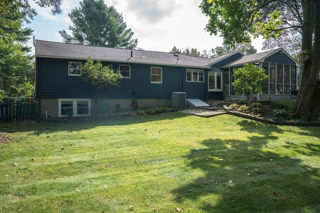 15 Hillcrest Road Bedford, MA 01730 - Photo 28 of 28 Gallery Image 28