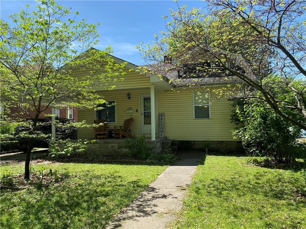 1404 South Barrett Ave  