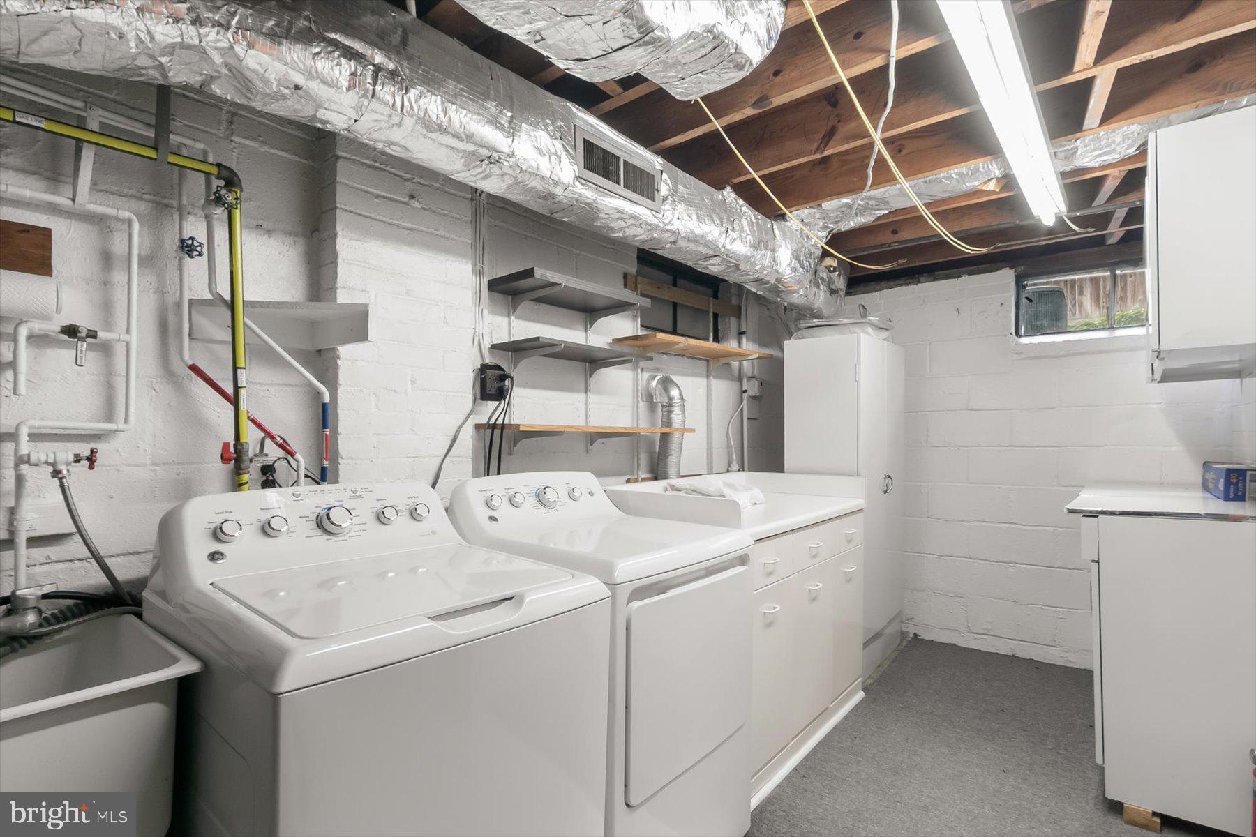3105 Fayette Road Kensington, MD 20895 - Photo 67 of 93 a utility room with dryer and washer
