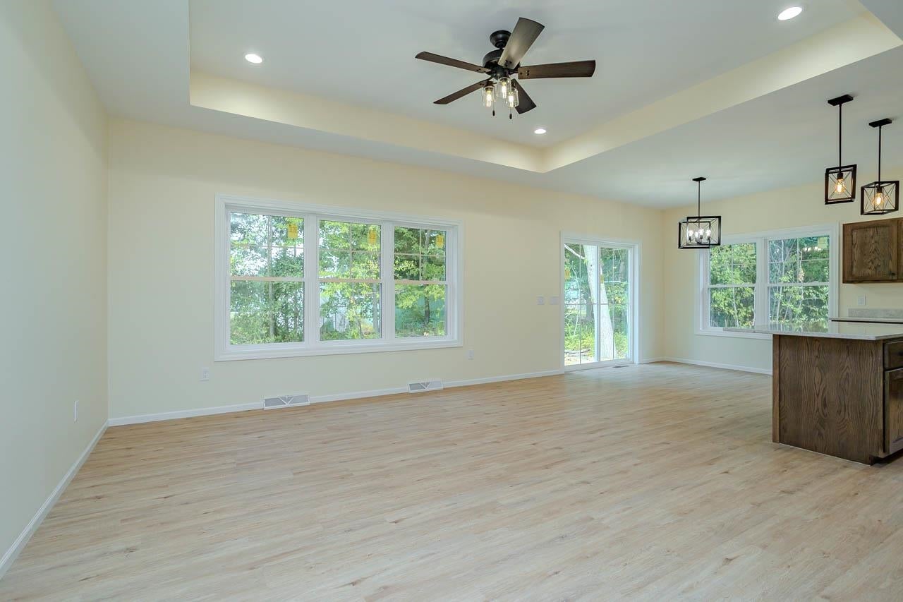 2805 Barclay Way Schofield, WI 54476 - Photo 9 of 57 Gallery Image 9