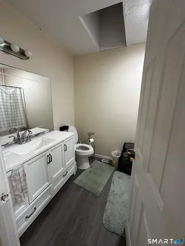 $378,500 | 654 Laurel Street, Unit 1, East Haven, CT 06512