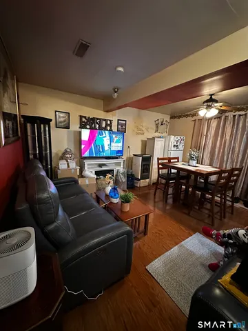 $378,500 | 654 Laurel Street, Unit 1, East Haven, CT 06512