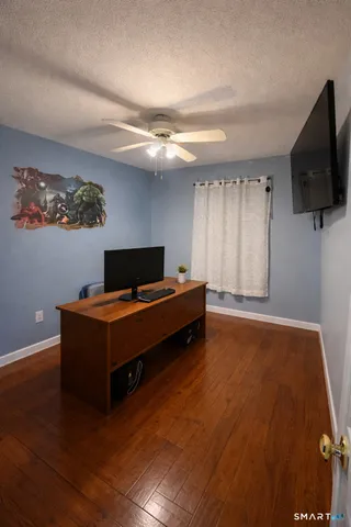 $378,500 | 654 Laurel Street, Unit 1, East Haven, CT 06512