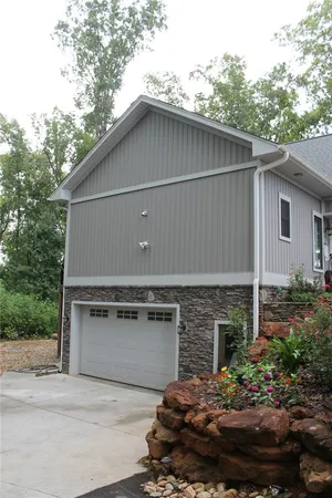 $1,599,999 | 332 Two Rivers Drive, Westminster, SC 29693