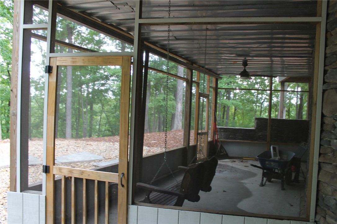 332 Two Rivers Drive Westminster, SC 29693 - Photo 9 of 50
