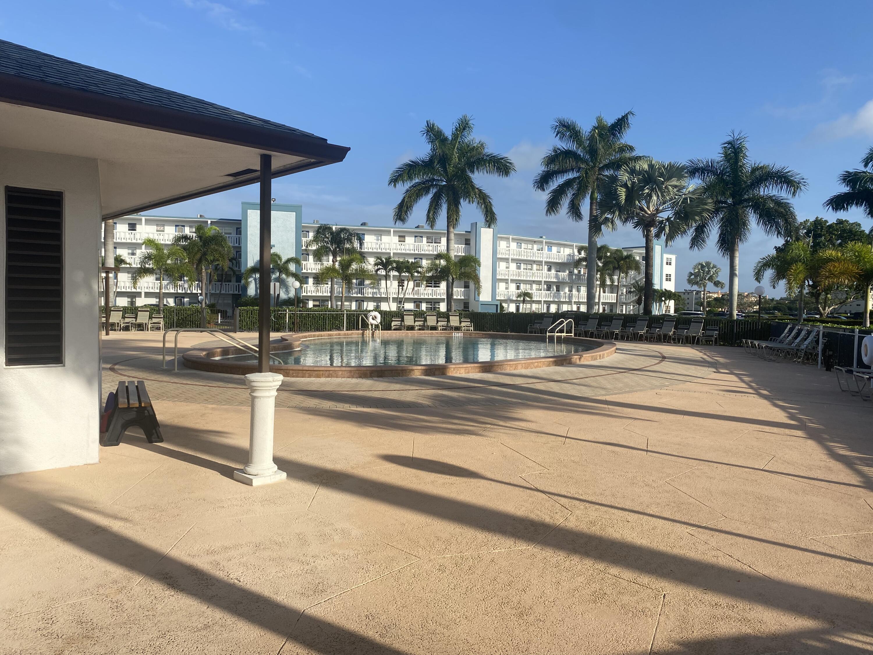 2081 Exeter, Unit 2081 Boca Raton, FL 33434 - Photo 10 of 11 3DBA255B-75C6-4EAC-8E89-35CF4DE23C5C