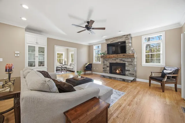 $899,000 | 8 Whittier Drive, Bow, NH 03304