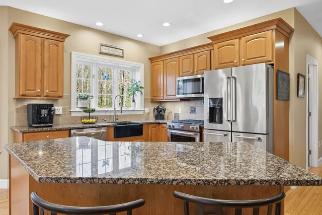 $899,000 | 8 Whittier Drive, Bow, NH 03304