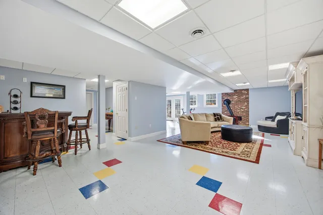 $899,000 | 8 Whittier Drive, Bow, NH 03304