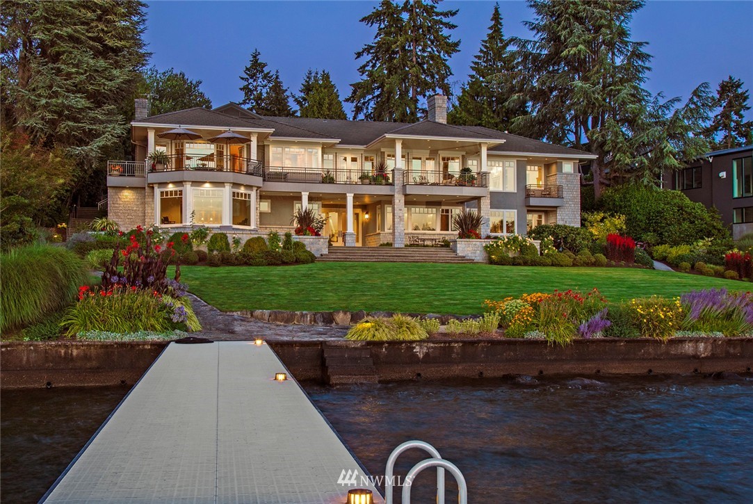 Undisclosed Address Bellevue, WA 98004 - Photo 2 of 25