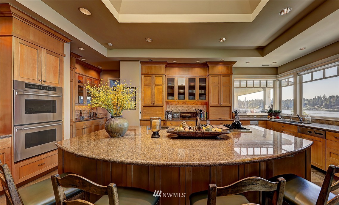 Undisclosed Address Bellevue, WA 98004 - Photo 11 of 25