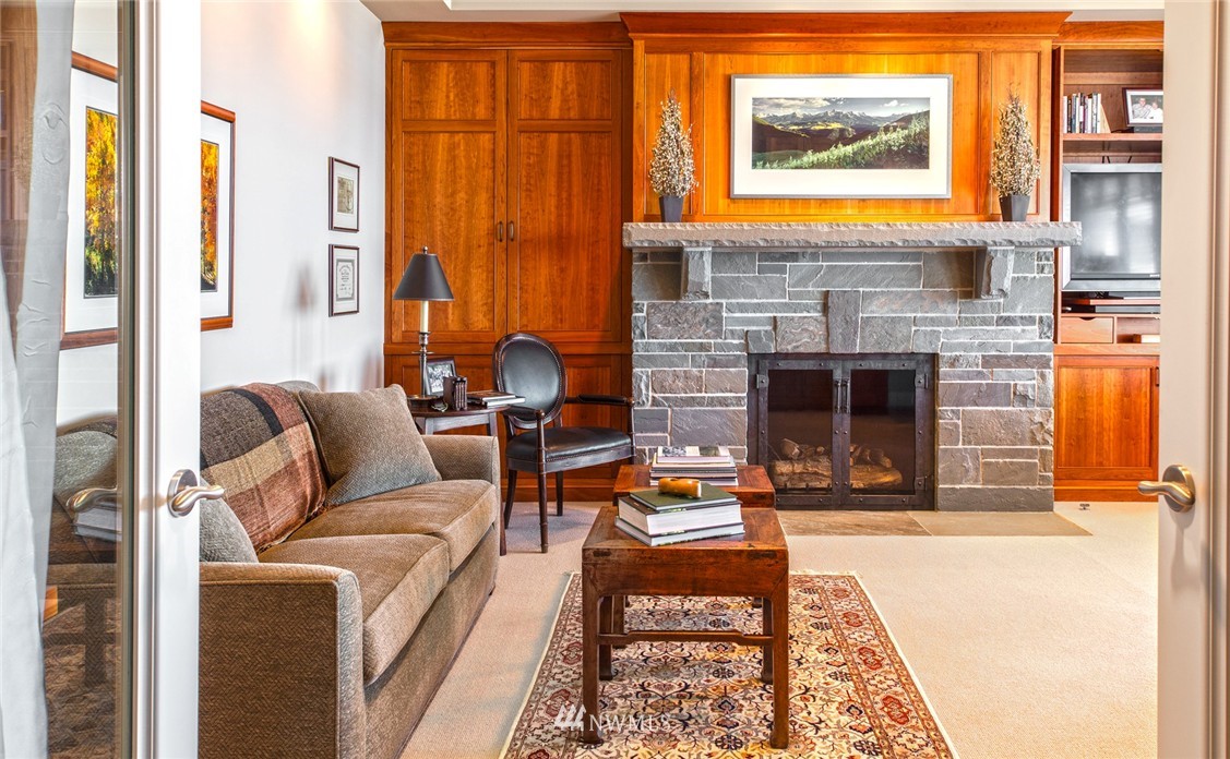 Undisclosed Address Bellevue, WA 98004 - Photo 15 of 25