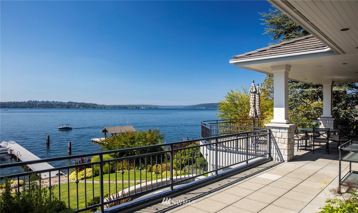 Undisclosed Address Bellevue, WA 98004 - Photo 20 of 25