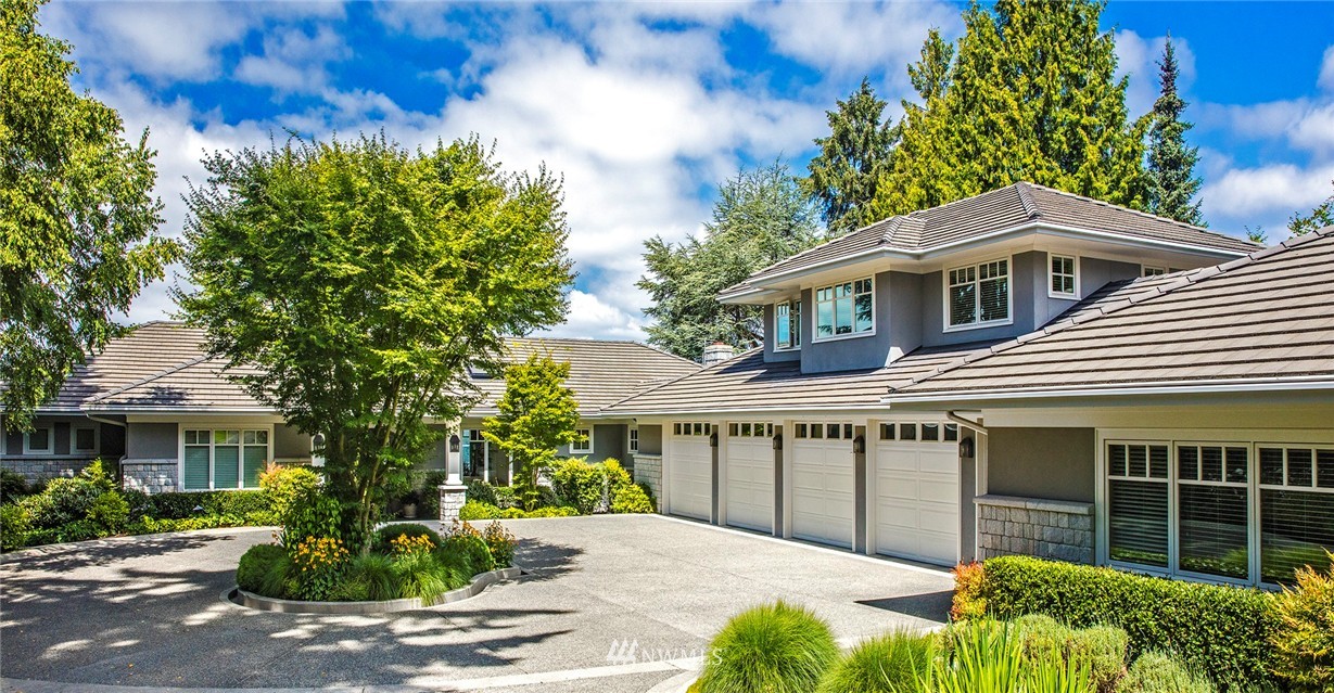 Undisclosed Address Bellevue, WA 98004 - Photo 4 of 25