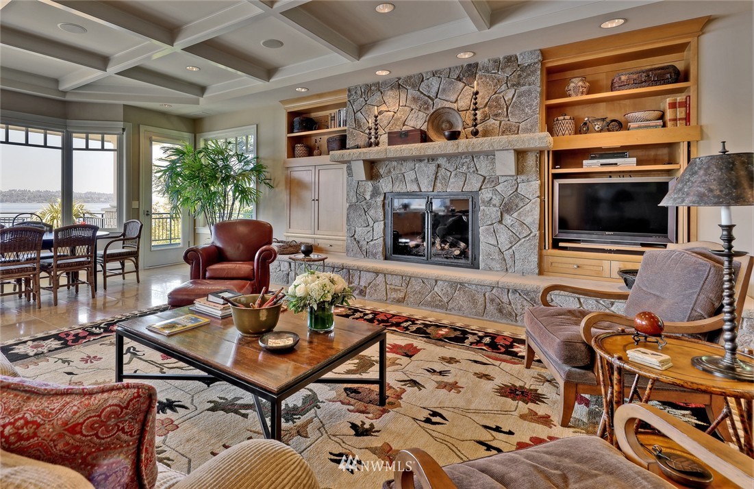 Undisclosed Address Bellevue, WA 98004 - Photo 9 of 25