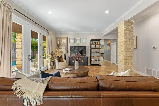 a utility room with sink dryer and washer