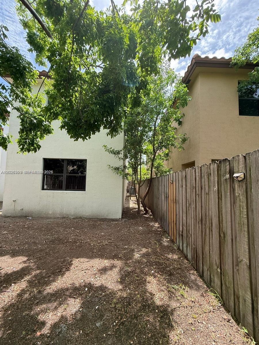 156 Northeast 24th Avenue Homestead, FL 33033 - Photo 13 of 25