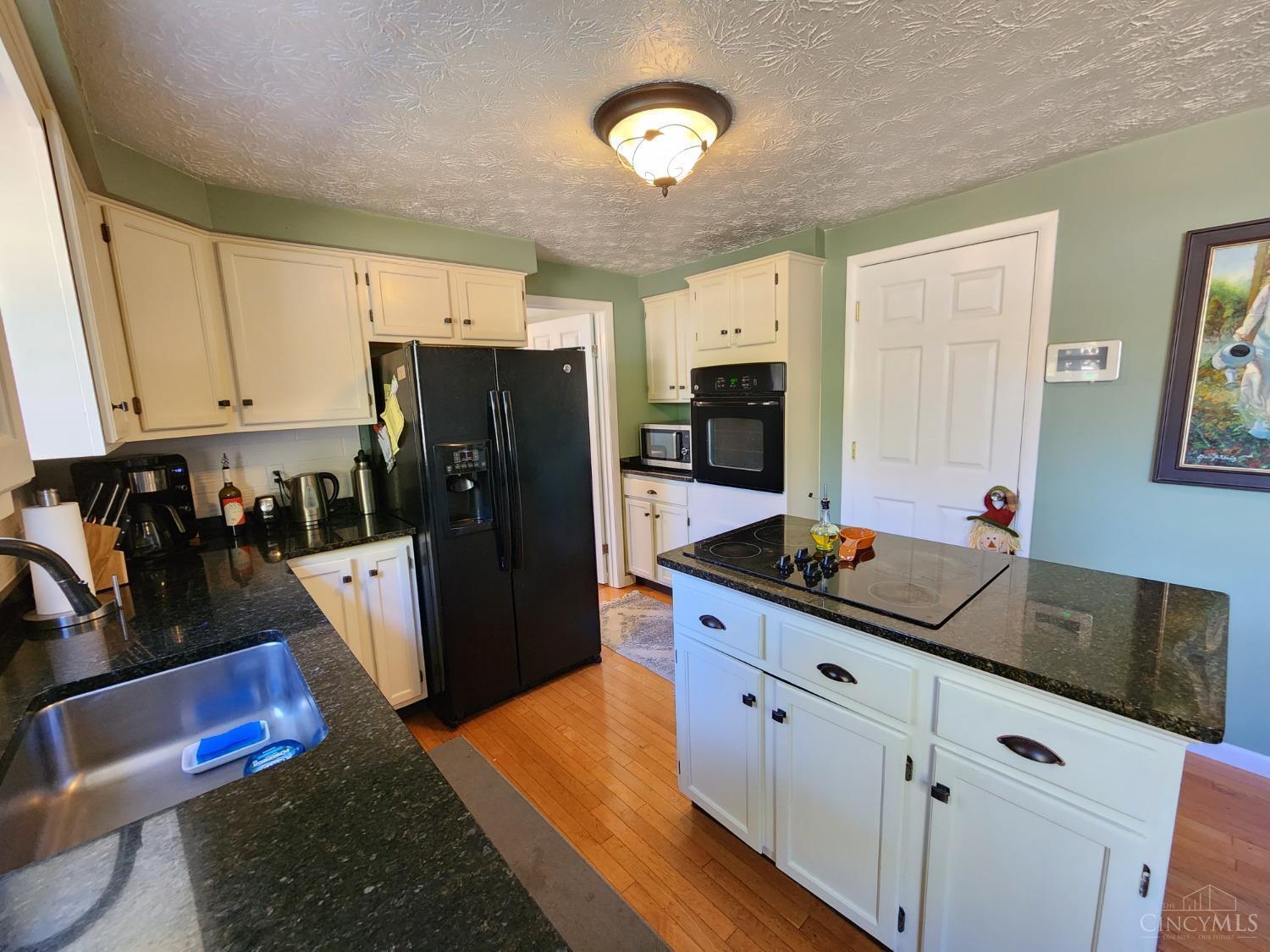 654 Ridgeview Drive Harrison, OH 45030 - Photo 10 of 40 Gallery Image 10