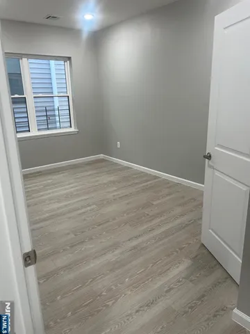 $3,000 | 90-2 Montgomery Street, Unit 2, Paterson, NJ 07501