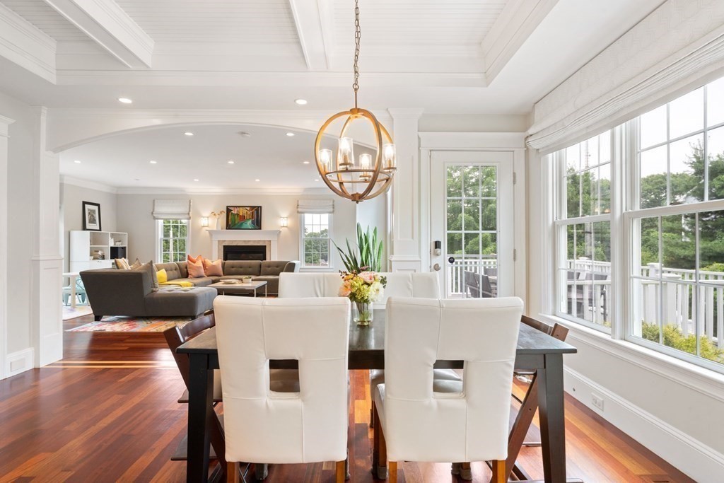 19 Dunedin Road Wellesley, MA 02481 - Photo 14 of 38