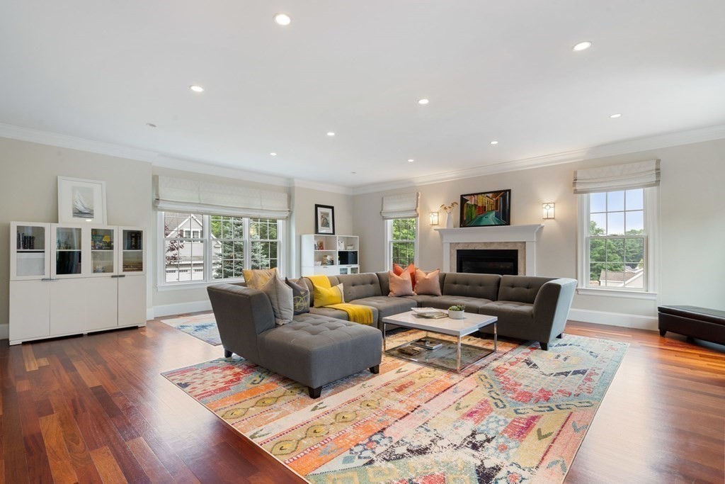 19 Dunedin Road Wellesley, MA 02481 - Photo 16 of 38