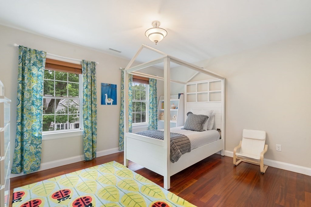 19 Dunedin Road Wellesley, MA 02481 - Photo 28 of 38