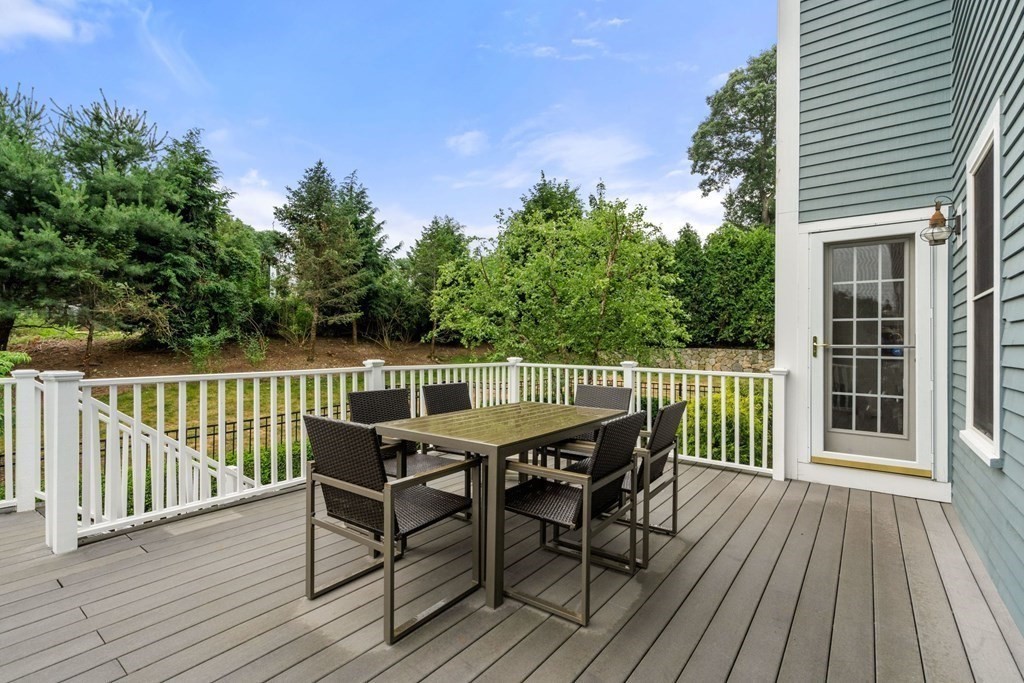 19 Dunedin Road Wellesley, MA 02481 - Photo 34 of 38