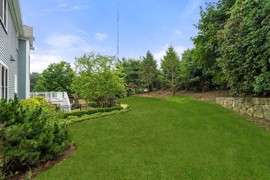 19 Dunedin Road Wellesley, MA 02481 - Photo 38 of 38