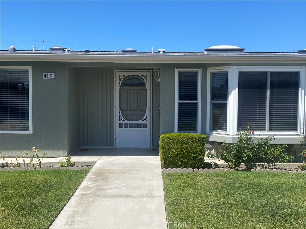 1670 Interlachen Road Seal Beach, CA 90740 - Photo 43 of 44