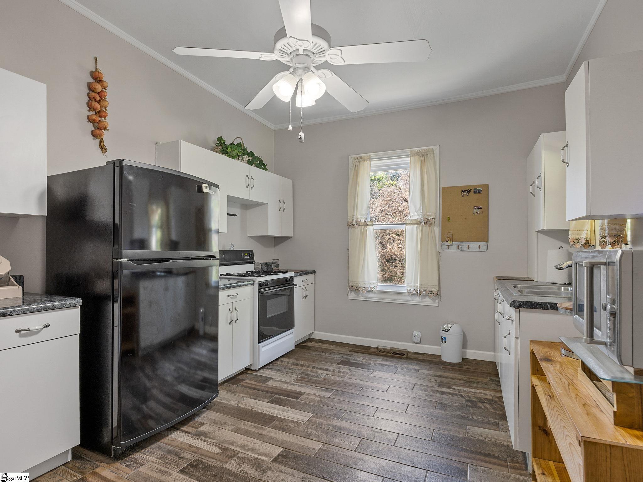 46 Chestnut Street Startex, SC 29377 - Photo 9 of 30 Gallery Image 9