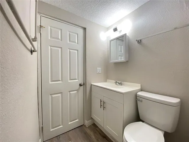 $975 | 1110 Bates Avenue, Unit 102, Eustis, FL 32726