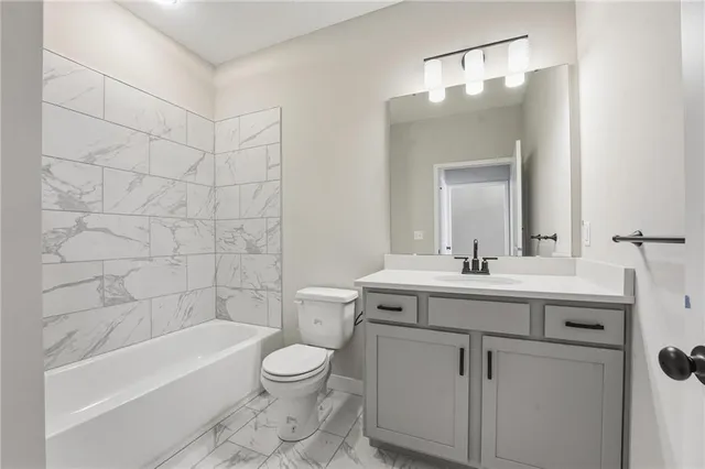 $624,900 | 3017 Northwest 95th Terrace, Kansas City, MO 64154