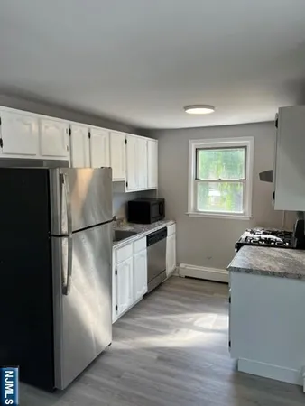 $1,500 | 484 Shaler Boulevard, Unit 2, Ridgefield, NJ 07657